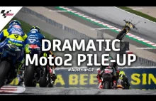 Wypadek w klasie Moto2™ podczas GP Austrii 2020.