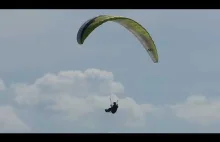Latanie na skrzydle - plaża w Gdyni Orłowie