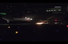 FedEx Aircraft Performs Emergency Landing (Caught On Camera)