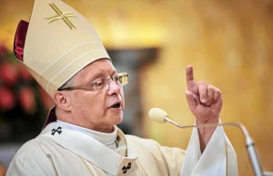 Biskup nie chce płacić ofiarom księdza pedofila. Pomaga mu adwokat z PiS