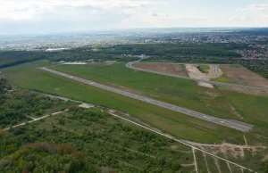 Białystok: 15 tys. drzew do wycięcia, by w pełni korzystać z pasa startowego