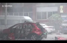 Liveleak com Elektryczny samochód wybucha podczas ładowania (Chiny)