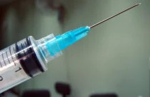 "Groźny dla życia skutek uboczny" w czasie badań nad szczepionką na koronawirusa
