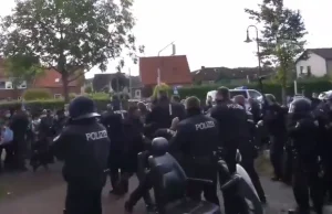 Imigranci zatrzymali pociąg pod Hamburgiem. Na miejsce wezwano 200 policjantów.