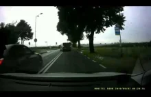 BMW ratujący się przed wypadkiem. Dąbrówka Wielka Piekary Śląskie 07.09.2020