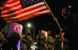 Prokurator Generalny USA chce by oskarżono protestujących o wzniecanie rokoszu