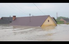 moment / powódź 2010