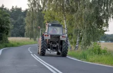 18-latek uciekał ciągnikiem przed policją. Grozi mu 5 lat pozbawienia...