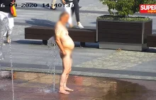 Kąpał się NAGO w fontannie w centrum Szczecinka [WIDEO]