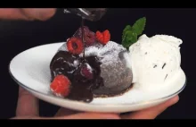 LAVA CAKE - niesamowity deser z płynną czekoladą w 15 minut