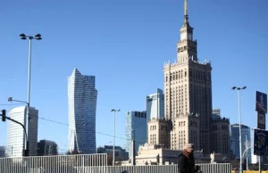 Warszawa: Miasto ostro tnie inwestycje i zaciąga miliardowy kredyt