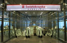 Atak nożownika w Warszawskim metrze