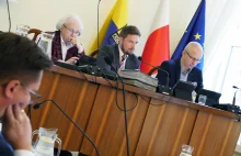 Radni w Katowicach nie pozwolili publikować nagrań z ich pracy w komisjach.