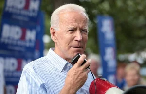 Sondaże przedwyborcze w USA: Biden przed Trumpem