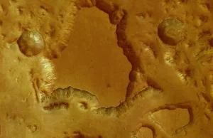 Znaleziono parę płynnych jezior pod południowym biegunem Marsa