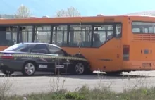 Tak wygląda zderzenie z autobusem przy prędkości 208 km/h