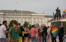 "SZ" atakuje Polskę ws. LGBT: Nienawiść, samobójstwa