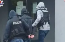 Policjanci zatrzymali pedofila. 14-latkę z Lublina namierzył w sieci.