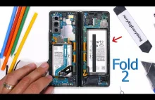 Galaxy Z Fold 2 rozebrany na części
