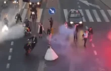 "Zatańczył" dla żony motocyklem na ślubie. Zatrzymała ich policja