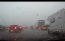 Gradobicie rozpętało prawdziwe piekło na autostradzie! [VIDEO] - MNews