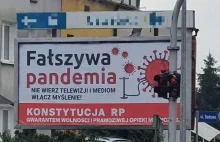 Zakażenia biją rekordy, a w Zamościu zawisł billboard o "fałszywej pandemii"