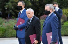 Pierwsze posiedzenie rządu z udziałem Kaczyńskiego
