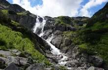 Odwrócony wodospad w Tatrach. Halny odpowiedzialny za niezwykłe zjawisko...