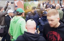 Policjant bez maseczki na marszu? Dotarliśmy do pełnego materiału wideo.