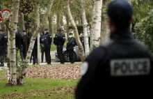 Po dekapitacji nauczyciela we Francji trwają akcje służb przeciwko islamistom
