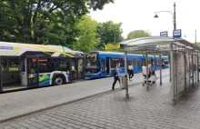 Wszystkie dostępne tramwaje i autobusy wyjechały na krakowskie ulice
