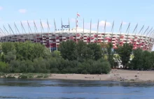 Tymczasowy szpital na Stadionie Narodowym... Podobne w innych polskich miastach