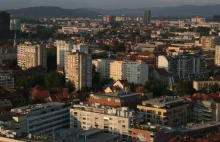 Z powodu pandemii w Słowenii od dziś godzina policyjna od 21 do 6 rano.