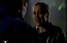 X Files-pomyłki z pierwszego sezonu, Mulder i Scully piękni i młodzi