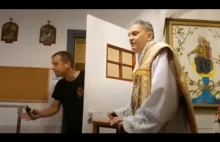 Wnerwiony salezjanin wbija z gazem na mszę ks.Michała Woźnickiego
