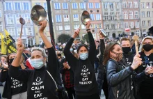 DJ na protestach. Miksował wypowiedzi polityków rządu. Nagranie z Gdańska