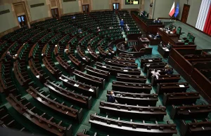 Znów kolejne podatki. Spółki komandytowe zapłacą CIT, przegłosowano ustawę.