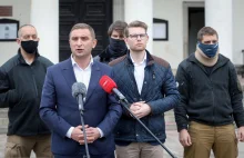 Strajk Kobiet. Robert Bąkiewicz zabiera głos przed marszem "Na Warszawę"