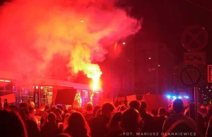 Za wczorajszymi atakami na protest mogły stać rosyjskie służby.