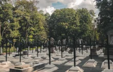 Cmentarz Łyczakowski we Lwowie : Spacer z historią