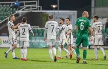 Legia wystawiła piłkarzy z koronawirusem?"Miał gorączkę, ale spróbował zagrać"