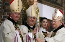 Katecheci i kapelani kosztowali 7,1 miliardów zł. w latach 2014-2019.