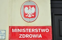 Zespół monitorowania i prognozowania pandemii w MZ powołano dopiero 4 września