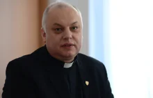 Szczecińscy biskupi od 1995 r. chronią księdza pedofila. Pomógł im abp Głódź