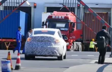 Tesla Model Y - przyłapana w kamuflażu. Czyżby Elon Musk chciał utrzymać w...