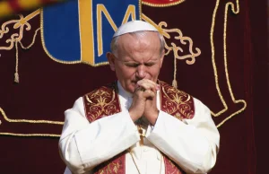 "Uczynił pedofila kardynałem". Potężny Duńczyk uderza w Jana Pawła II
