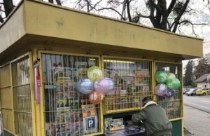 Od 40 lat prowadzi kiosk