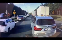 BMW blokuje korytarz życia