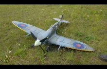 Spitfire RC nieudane lądowanie