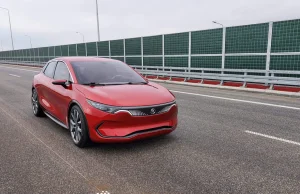 Polska marka Izera testuje swój samochód na drogach